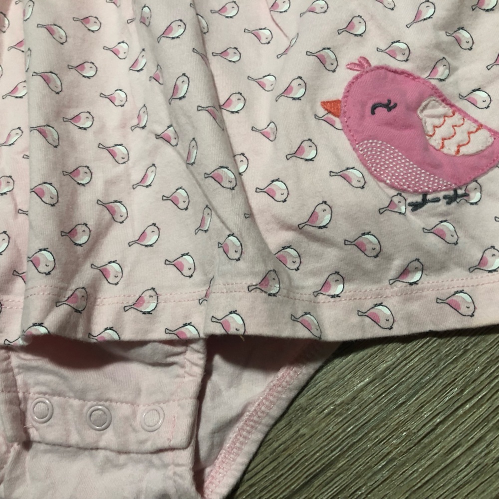 Adorable casual wear for little girl - Picture 4 of 5